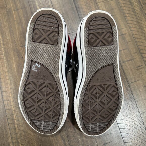 👟Converse Chuck Taylor Axel Mid Top (Kids/Junior) 4 Black Red Slip On Sneaker - Picture 5 of 5